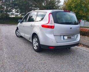 Renault Grand Scenic Gebrauchtwagen
