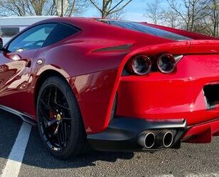Ferrari 812 Gebrauchtwagen