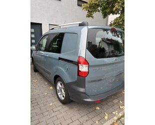 Ford Transit Courier Gebrauchtwagen