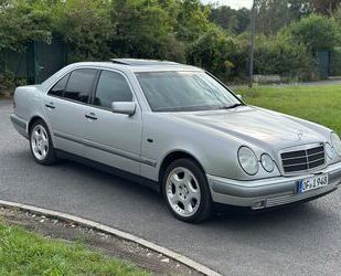 Mercedes-Benz E 240 Gebrauchtwagen