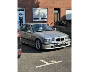 BMW 323 Gebrauchtwagen