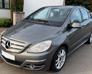 Mercedes-Benz B 180 Gebrauchtwagen