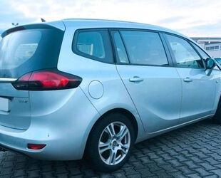 Opel Zafira Tourer Gebrauchtwagen