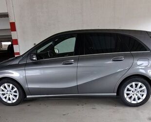 Mercedes-Benz B 180 Gebrauchtwagen