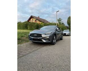 INFINITI Q30 Gebrauchtwagen