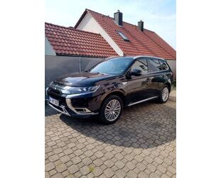 Mitsubishi Plug-in Hybrid Outlander Gebrauchtwagen