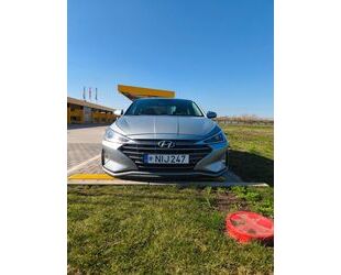 Hyundai Elantra Gebrauchtwagen