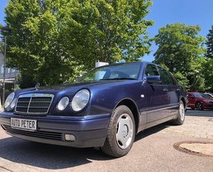 Mercedes-Benz E 230 Gebrauchtwagen