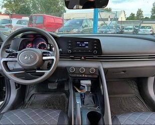 Hyundai Elantra Gebrauchtwagen