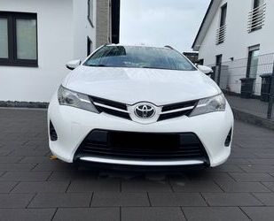 Toyota Auris Gebrauchtwagen