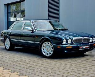 Jaguar Jaguar Daimler Super V8 + 4-Sitzer + Rostfrei + TO Gebrauchtwagen