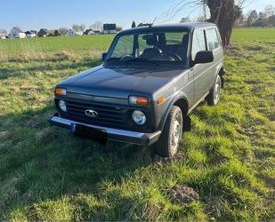 Lada Niva Gebrauchtwagen