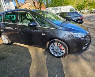 Opel Zafira Tourer Gebrauchtwagen