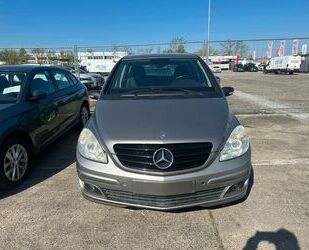 Mercedes-Benz B 200 Gebrauchtwagen