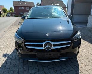 Mercedes-Benz B 220 Gebrauchtwagen