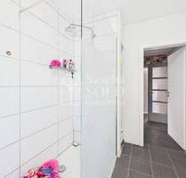 Freistehendes Zweifamilienhaus in super Lage - mit Garten, Balkon und Garage in St. Ingbert - Sankt Ingbert