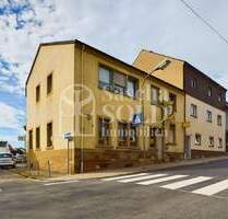 Für Handwerker: Wohn- und Geschäftshaus in St. Ingbert - mit Wohnung, Gaststätte, Garten und Garagen - Sankt Ingbert