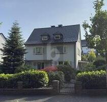 EXKLUSIVES WOHNEN MIT GARTENPARADIES - Attendorn