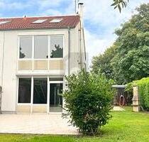 LICHT, KOMFORT UND STIL - 359.000,00 EUR Kaufpreis, ca.  113,00 m² Wohnfläche in Neumünster (PLZ: 24537)