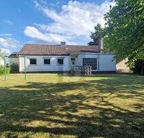 PLATZ, GARTEN, MÖGLICHKEITEN - IDEAL FÜR FAMILIEN - Elze