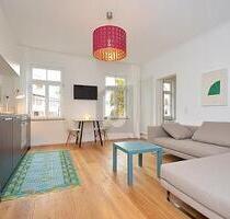 MÖBLIERT IN TOP LAGE - 950,00 EUR  pro  Monat Kaltmiete, ca.  42,00 m² Wohnfläche in Stuttgart Weilimdorf (PLZ: 70499)