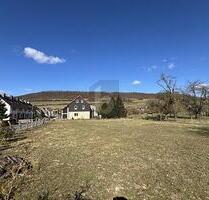 VIEL RAUM FÜR KREATIVE IDEEN - 52.000,00 EUR Kaufpreis, ca.  2.420,00 m² in Dassel (PLZ: 37586)