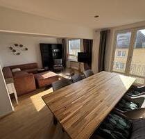 CHARMANTE MAISONETTE FÜR PAARE ODER SINGLES - Düsseldorf
