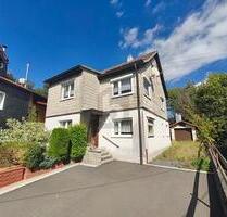 DIE GANZE FAMILIE UNTER EINEM DACH - Eisfeld