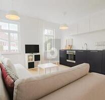 MÖBLIERT IN TOP LAGE (04) - 950,00 EUR  pro  Monat Kaltmiete, ca.  42,00 m² Wohnfläche in Stuttgart Weilimdorf (PLZ: 70499)