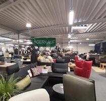 AUSSTELLUNGS- UND VERKAUFSRAUM - ca.&nbsp; 2.100,00&nbsp;m&sup2;&nbsp;Wohnfl&auml;che in Wallenhorst (PLZ: 49134)