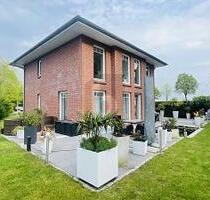 MODERNES DESIGN & ELEGANTE ARCHITEKTUR - Kölln-Reisiek