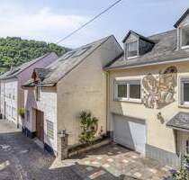 Haus an der Mosel - Wohnen wo andere Urlaub machen - Bruttig-Fankel