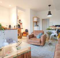 Stilvoller Dachgeschoss-Traum mit zwei Dachterrassen – bezugsfreie 2-Zimmer-Wohnung in Berlin-Grünau