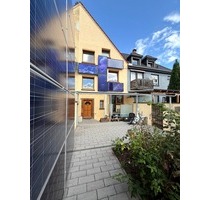 Stilvolle DHH klimatisiert mit Garten, Terrasse & Keller – 4 Etagen in bester Lage - Eisenberg