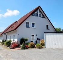 Gemütliche + renovierte Maisonette-Wohnung EBK, vielseitig nutzbarer Spitzboden Garage + Stellplatz - Syke / Steimke