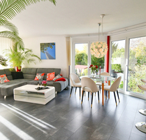 Schöne Wohnung mit 1a Infrastruktur + 2 TG Plätze - Kriftel