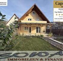 Einzugsbereit! Zentrumsnahes Einfamilienhaus mit guter Raumaufteilung und einer großen Garage im Englischen Garten in Neuburg - Ein Objekt von Ihrem Immobilienpartner SOWA Immobilien und Finanzen - Neuburg an der Donau