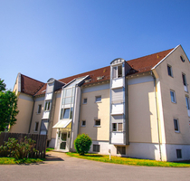 Geniale 2-Raum Eigentumswohnung mit zusätzlichem Maisonette-Bereich - Dresden / Weißig