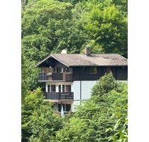 Wohnen wo andere Urlaub machen, 2 Fam. Haus Südhanglage sucht neuen, handwerklich begabten Besitzer. - Egloffstein