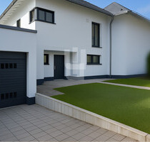 WINDISCH IMMOBILIEN - Neuwertige Doppelhaushälfte in zentraler Lage befristet zu vermieten! - Eichenau