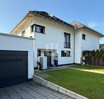 WINDISCH IMMOBILIEN - Neuwertiges Haus in zentraler Lage befristet für 2 Jahre zu vermieten! - Eichenau