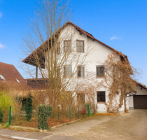 WINDISCH - Neu renovierte Dachgeschosswohnung in Fürstenfeldbruck zu vermieten - ideal für Paare