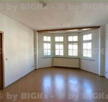 BIGKs - Suhl Mitte: 2 Raumwohnung mit sep.Küche, Bad mit Wanne+Dusche (-;)