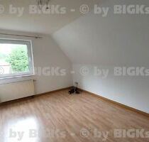 Suhl am Klinikum: 2-3-Zimmer Wohnung,separate Küche (-;)