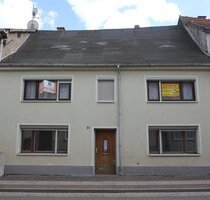 Waltershausen, 2 Familienhaus mit Anbau