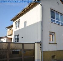 Wohnraum für 2 Familien - 465.000,00 EUR Kaufpreis, ca.  280,00 m² Wohnfläche in Böhl-Iggelheim (PLZ: 67459)