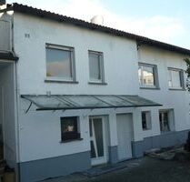 Provisionsfrei* nur 249.900 € 1-3-Famh. gr. Renovierungs-Um-Ausbau-Potential, teiltrnov, mieterfrei, 2 Gärten, Durmersheim