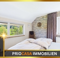 Mehrfamilienhaus 2 Wohneinheiten Dachboden ausbaufähig 267 m² Wohnfläche PV mit Speicher 11.000 m² Grundstück Wallbox-Anschluss Ausbaupotenzial Pferdehaltung Keine Provision - Giesdorf