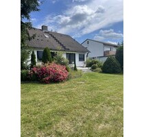 Wunderschönes Einfamilienhaus - 1.390,00 EUR Kaltmiete, ca.  160,00 m² Wohnfläche in Eschwege (PLZ: 37269)