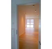 Moderne: 3-Zimmer-Wohnung mit Balkon - Berlin